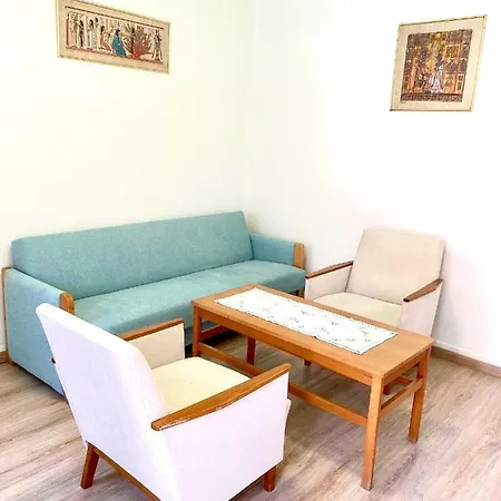 Apartament Roselio Garden *